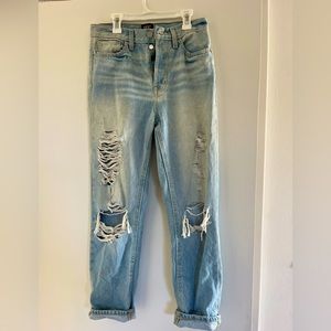 BDG High-Waisted Slim Straight Jean – Ripped Light Wash - Urban Outfitters